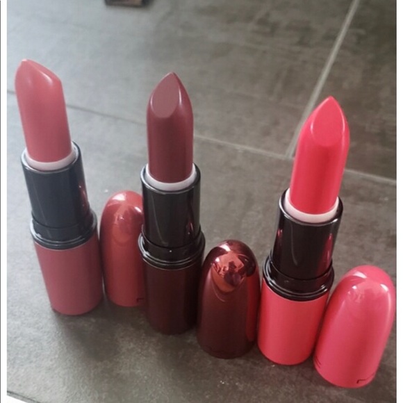 🆕 MAC 3Pc. Signature Stars Lipstick Set, - Picture 2 of 6